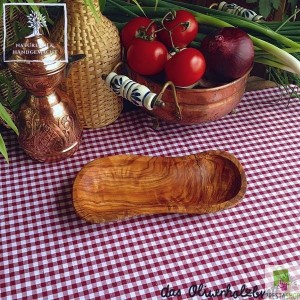 Bowl, olive wood, kidney shape 