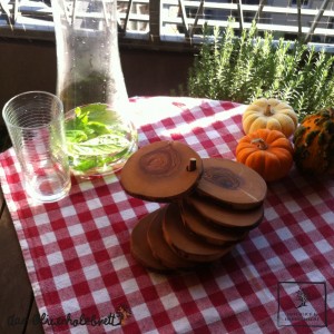 candle holder, round, out of olive wood 