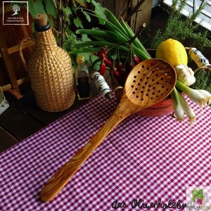 serving spoon, olivewood