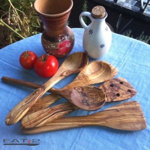 5 pcs set of spatula and spoon out of olive wood